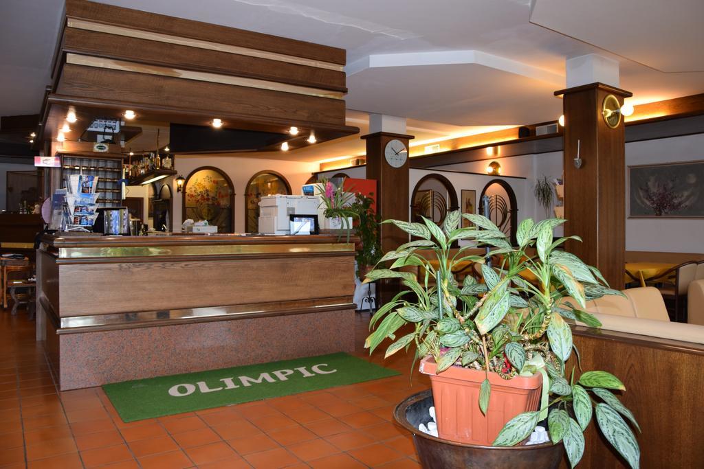 Hotel Olimpic Baselga di Pine Exterior photo