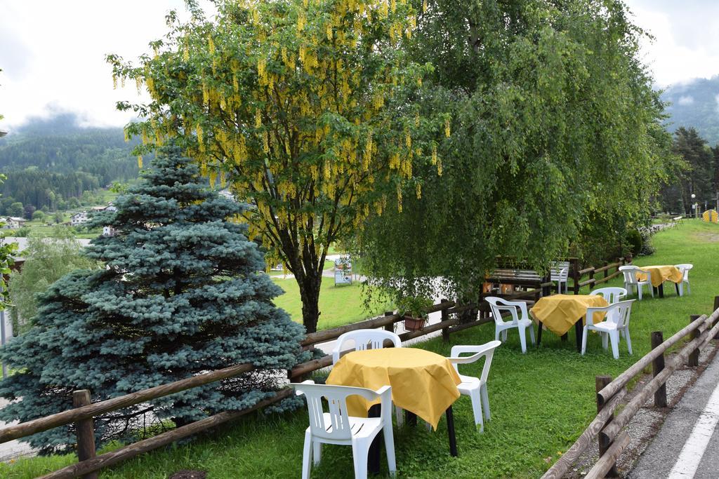 Hotel Olimpic Baselga di Pine Exterior photo