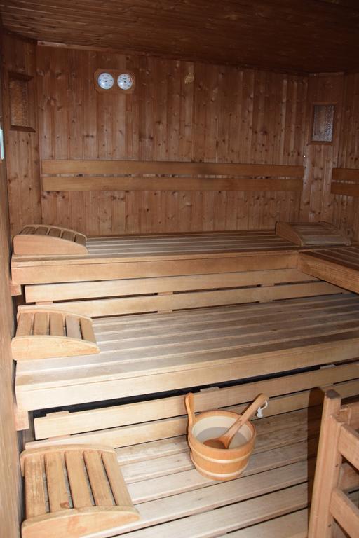 Hotel Olimpic Baselga di Pine Exterior photo